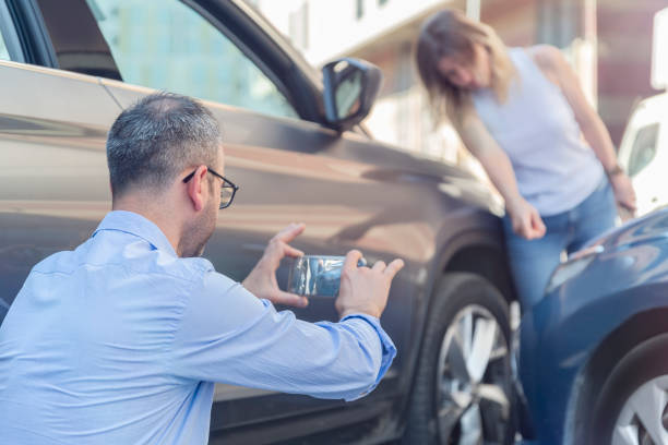 Professional Commercial Auto Insurance technician working in Story City, IA
